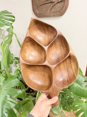 Vintage Wood Divided Serving Tray 5 Section Leaf Shape Mid Century Large